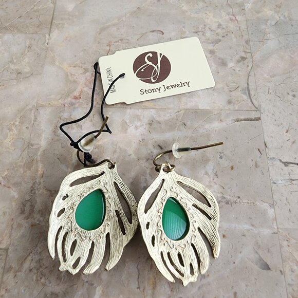 Stony Drop Leaf Motif Fashion Earrings - Picture 2 of 6